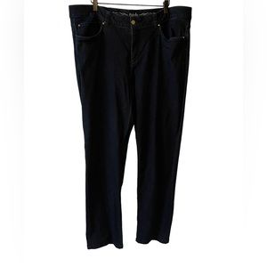 🦖 women’s plus size jeans! 🦖